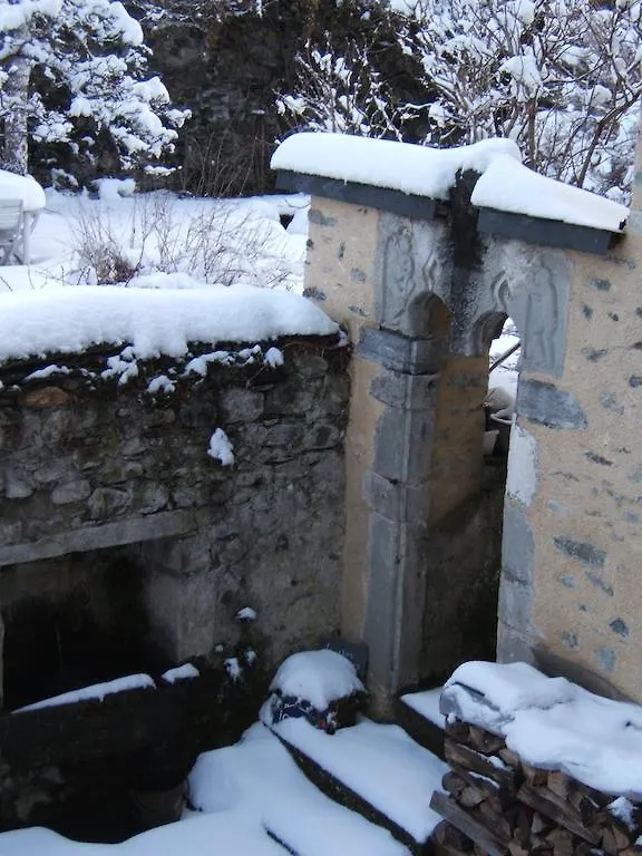 Au Clos des Arts Bed and Breakfast Luz-Saint-Sauveur 0*,
